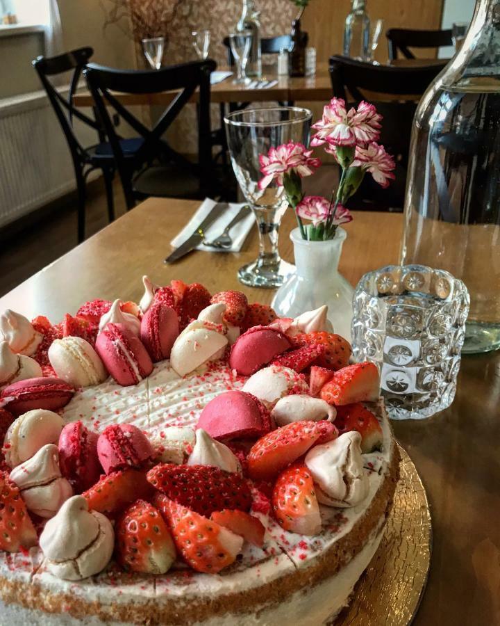 Penzion A Restaurace U Reky Ledeč nad Sázavou Extérieur photo